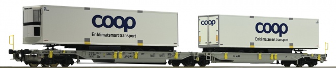 Articulated intermodal car of AAE with 2 trailers<br /><a href='images/pictures/Roco/179235.jpg' target='_blank'>Full size image</a>